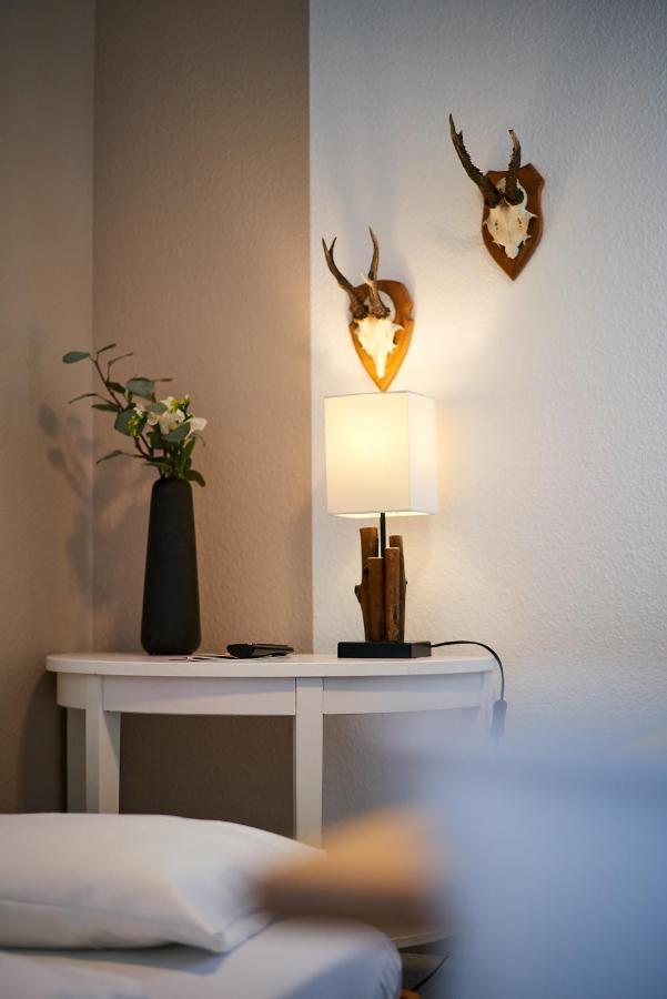 Landgasthof Hirsch บาเดน-บาเดน ภายนอก รูปภาพ