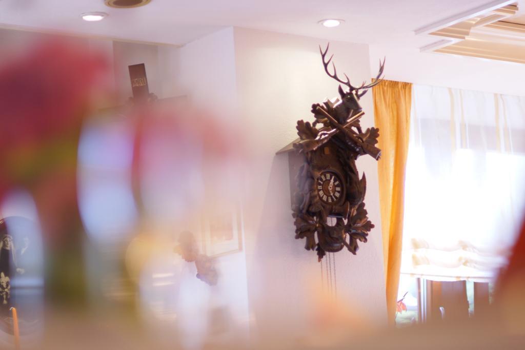Landgasthof Hirsch บาเดน-บาเดน ภายนอก รูปภาพ